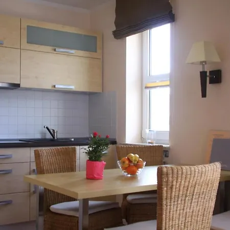 Schmidt Haus Huhnergott * Sellin (Rugen)