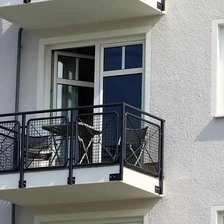 Schmidt Haus Huhnergott *